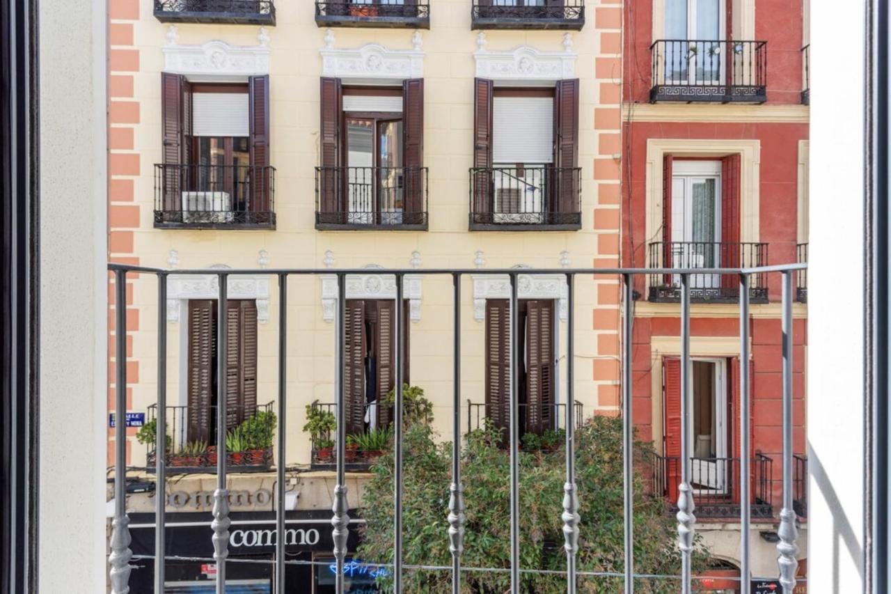 Incredible Design 2 Bedroom Apartment In Centro Madrid Exterior foto