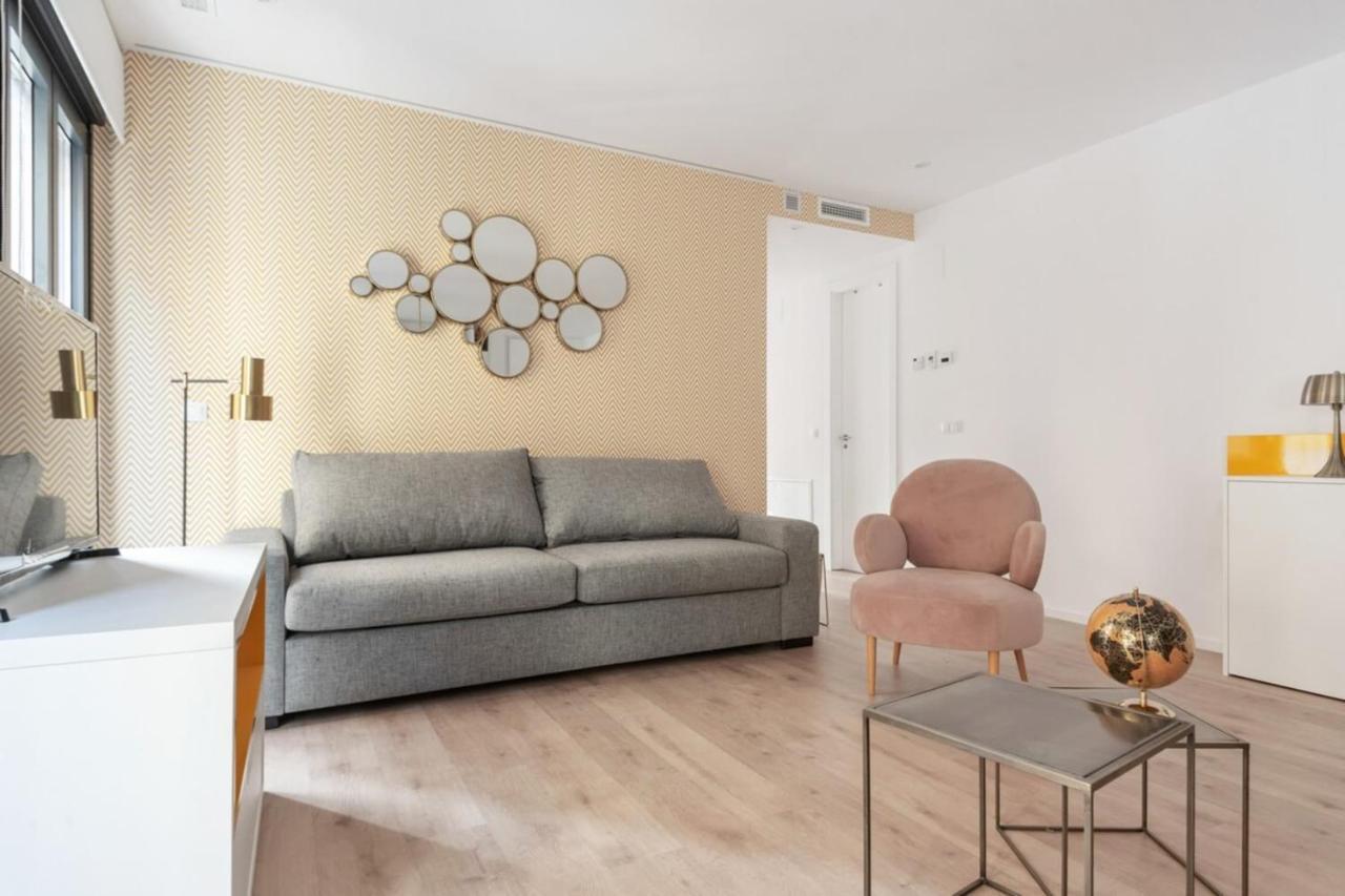 Incredible Design 2 Bedroom Apartment In Centro Madrid Exterior foto